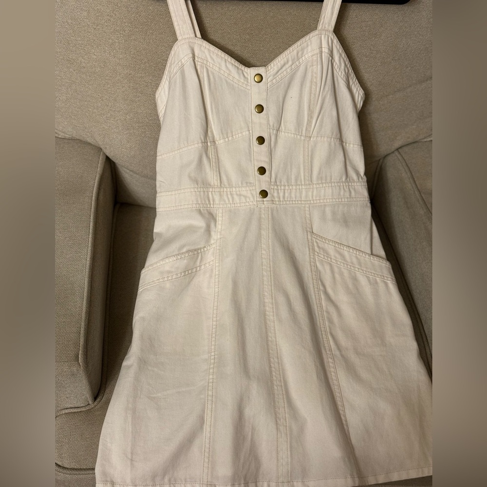 Country number- Cream Sleeveless Dress